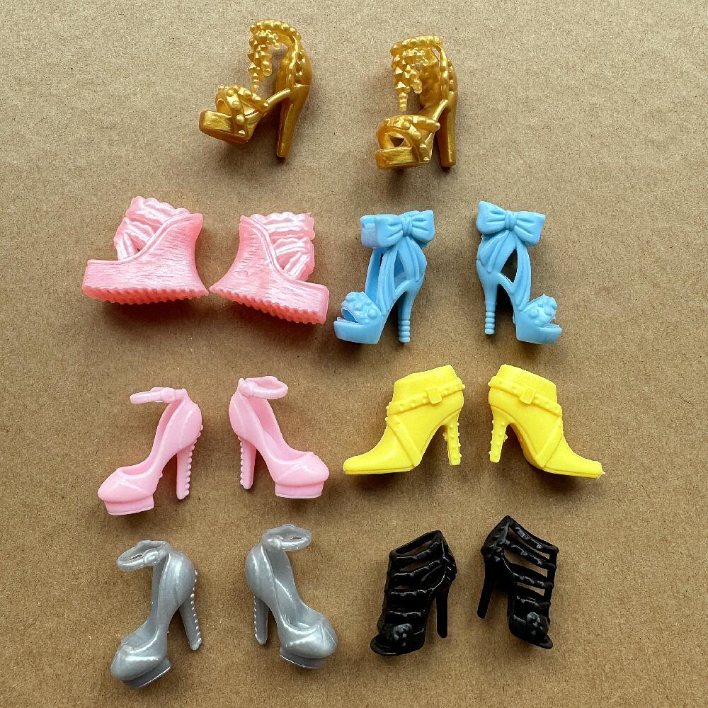 Buty na obcasie w stylu vintag – Vintage Collectible Barbies recenzja i cena